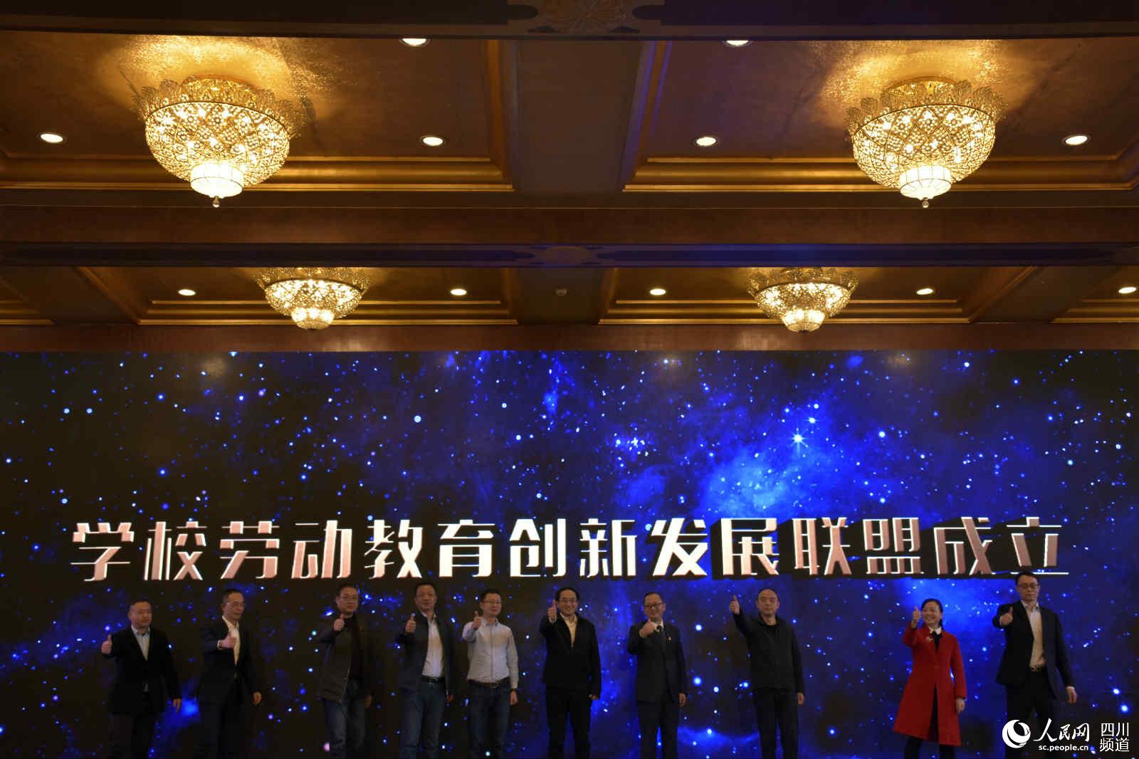 探索4298金牛网络官方网，解锁数字时代的在线娱乐新体验