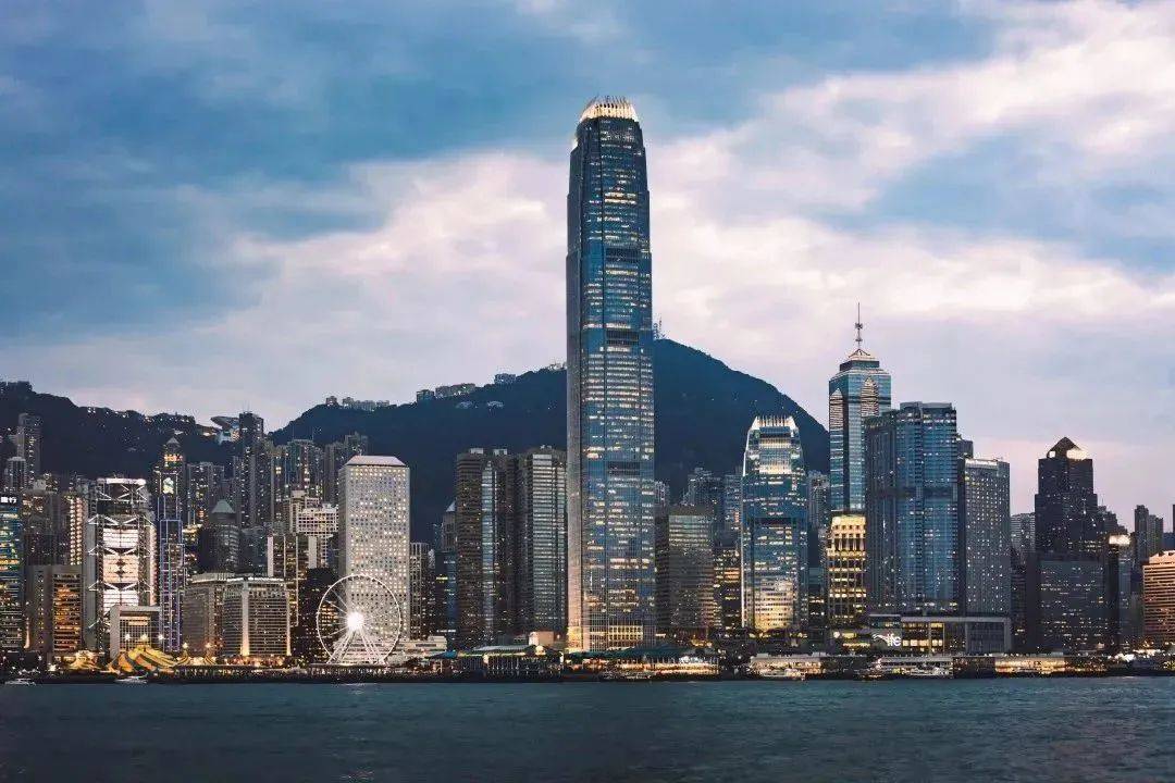 探索香港的多元魅力，揭秘香港资料网