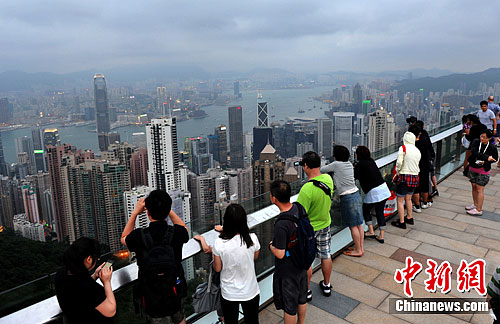 探索香港资讯新境界，正版资料下载的移动之旅
