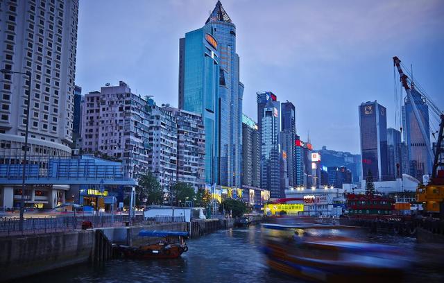 探索香港，历史与现代交织的资料图