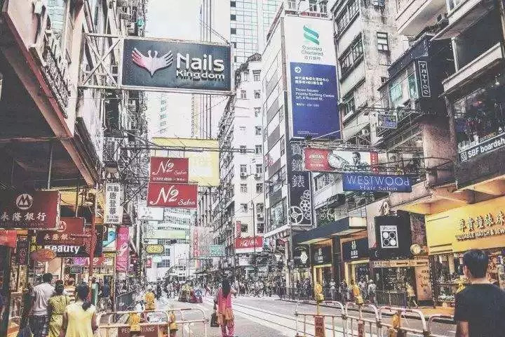 探秘香港，资料与民间传说的交织