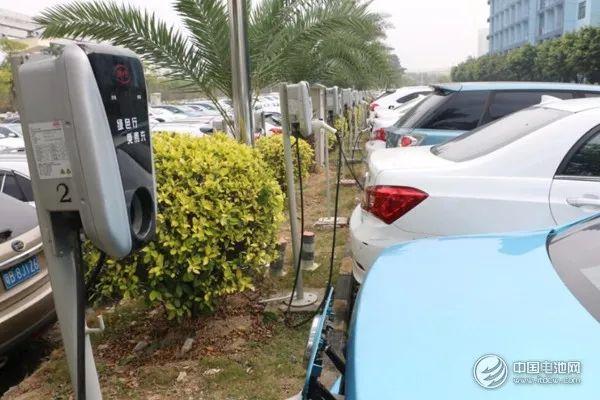 比亚迪10万左右新能源汽车推荐，性价比之选，绿色出行新风尚