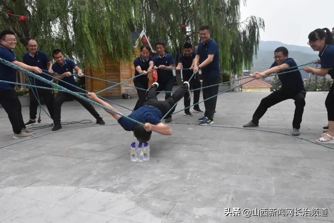电影大突围，逆境中的光辉与希望