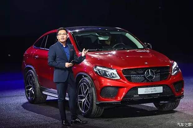 奔驰新车，豪华与性能的完美结合——2031年汽车报价大揭秘