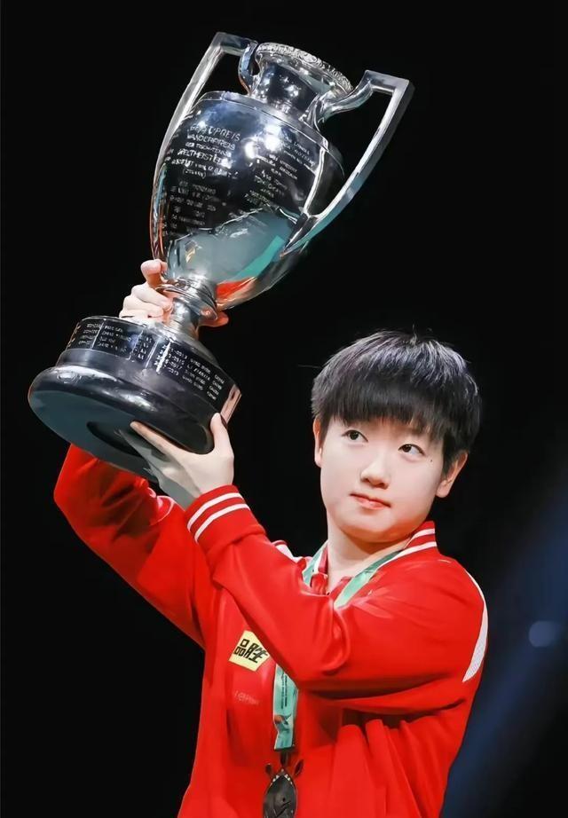 澳门六开彩，理性看待彩票与娱乐的界限2024澳门天天开好彩大全最新版本