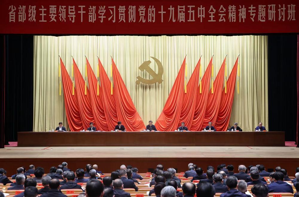 澳门管家婆，一肖、一中与独特之谜