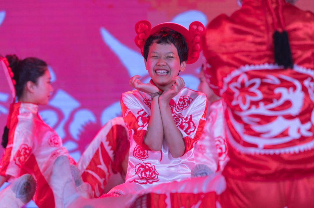 探索新粤彩100，广东彩票市场的创新与未来新粤彩100网xyc财富赢家
