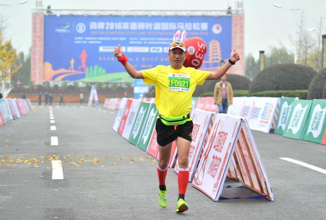 探索香港开马现场直播，下载与体验的双重盛宴香港开马开奖现场直播下载